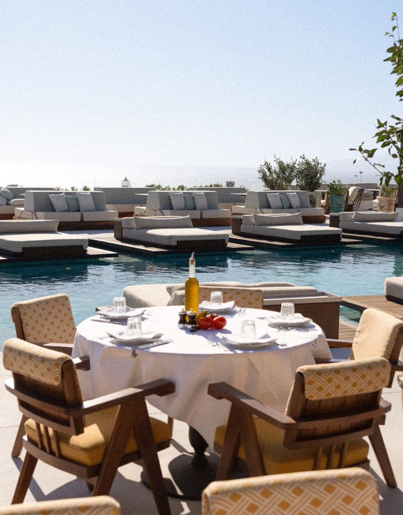 Dining & Reservations
